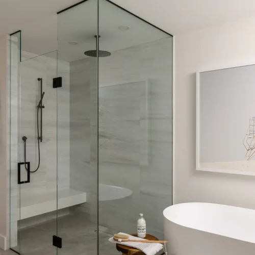 99Hanna_Ensuite_web